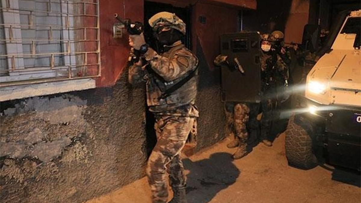 Eş zamanlı operasyon! Çok sayıda...