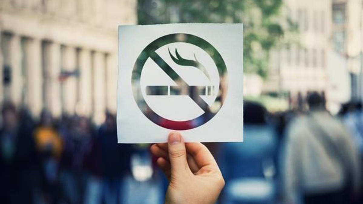 Sokakta sigara içme cezası ne kadar? Yasak nasıl uygulanır, nereye ödenecek?