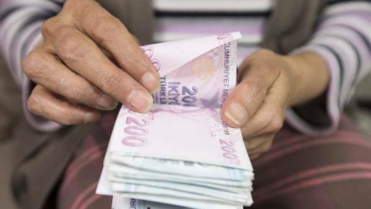 Milyonlarca kişiyi ilgilendiriyor! Bu kişiler çift maaş alabilir!