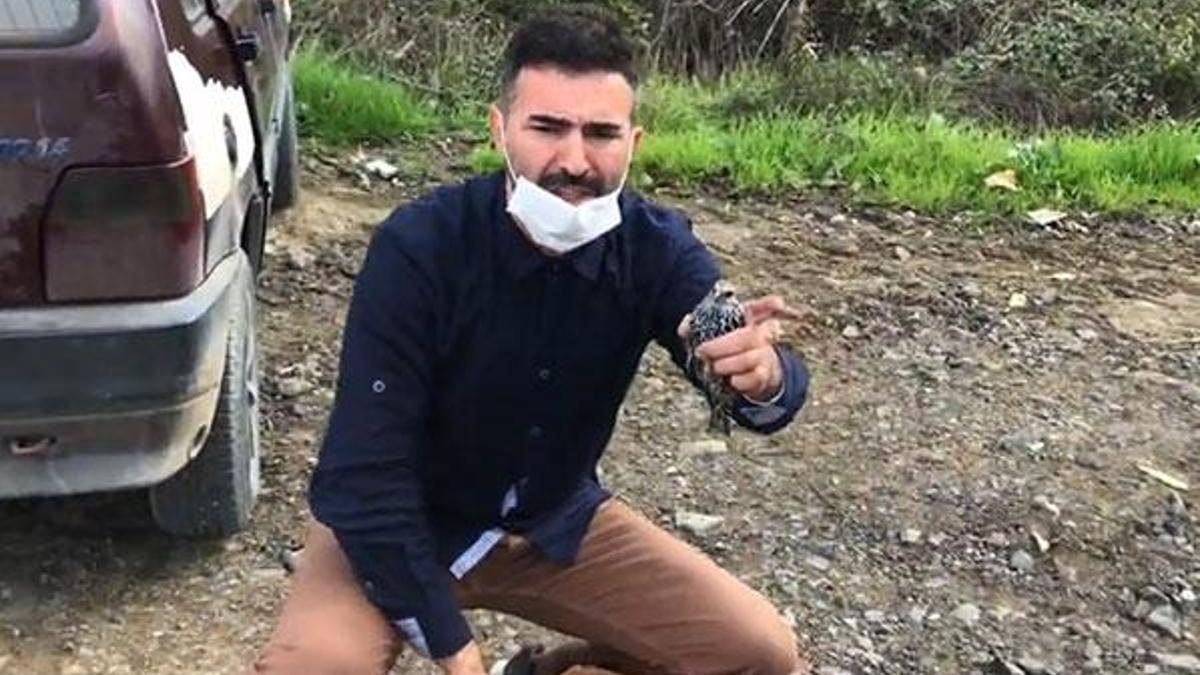 Vatandaşlar şaşkına döndü! Görür görmez aracından indi ve...