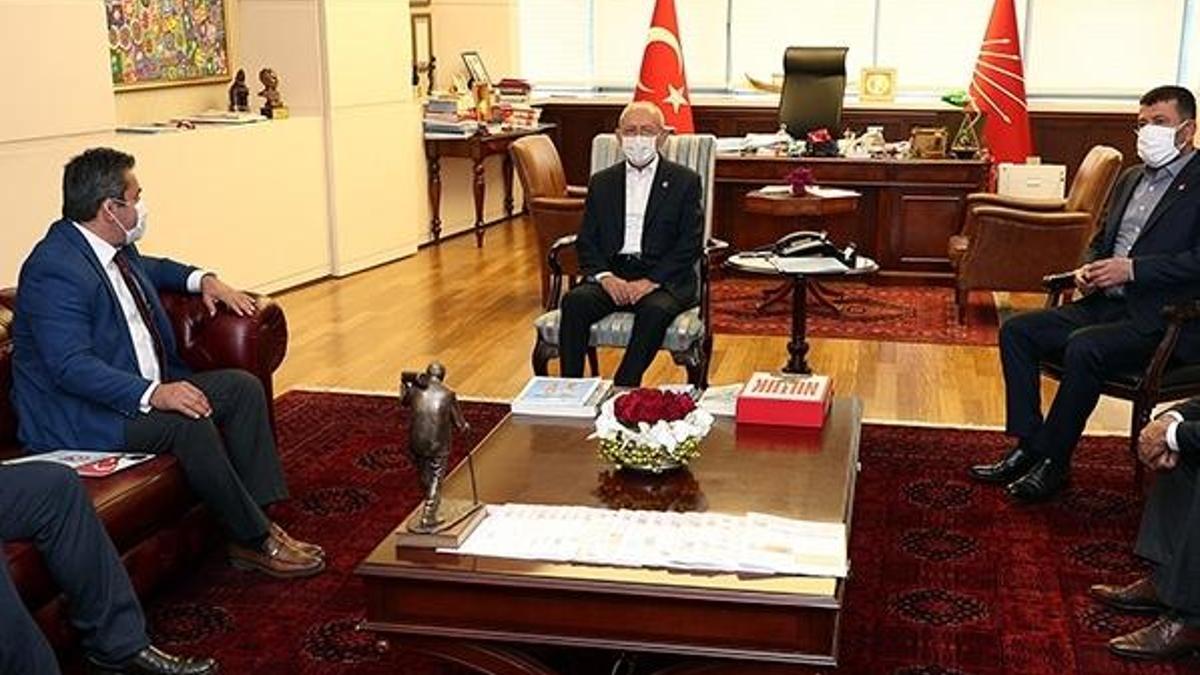 CHP Genel Başkanı Kılıçdaroğlu, KESK ve Birleşik Kamu-İş heyetlerini kabul etti