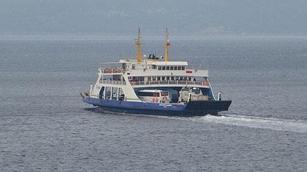 Gökçeada'ya bazı feribot seferleri iptal edildi