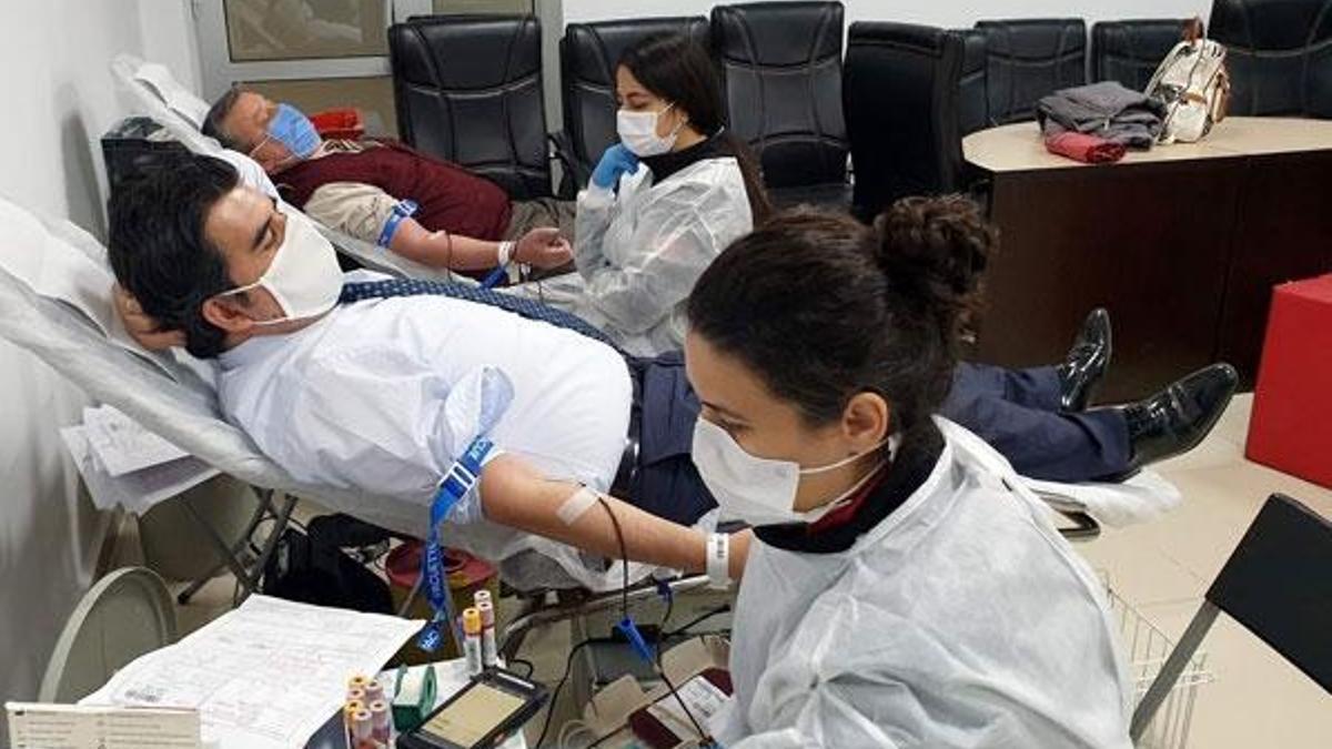 Adliye Çalışanlarından Kızılay’a kan bağışı