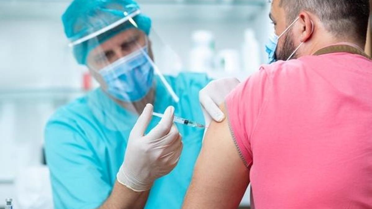 Sağlık Bakanlığı Covid 19 gönüllü aşı başvurusu nasıl yapılır? Covid 19 aşısında gönüllü olma şartları nelerdir? Covid 19 aşı çalışmaları…