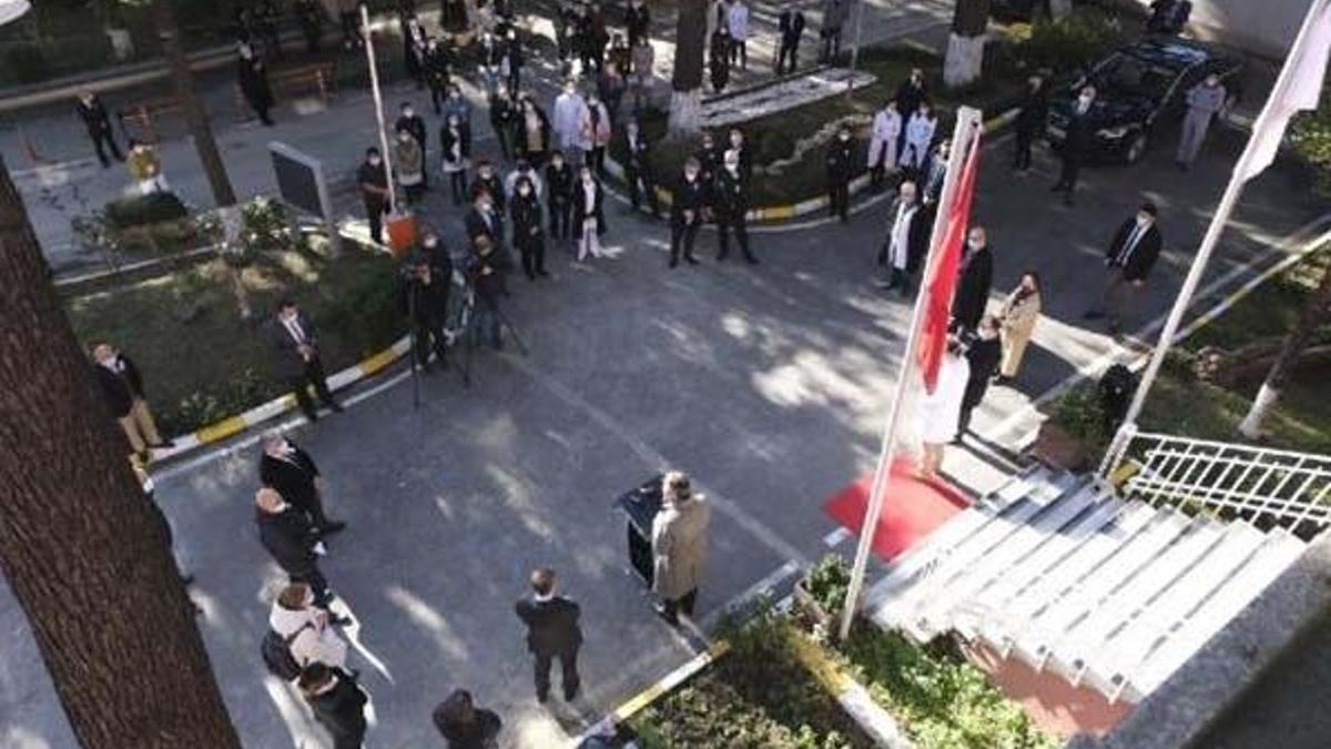 Koronavirüsten ölen Prof. Dr. Asım Cenani için Cerrahpaşa'da anma