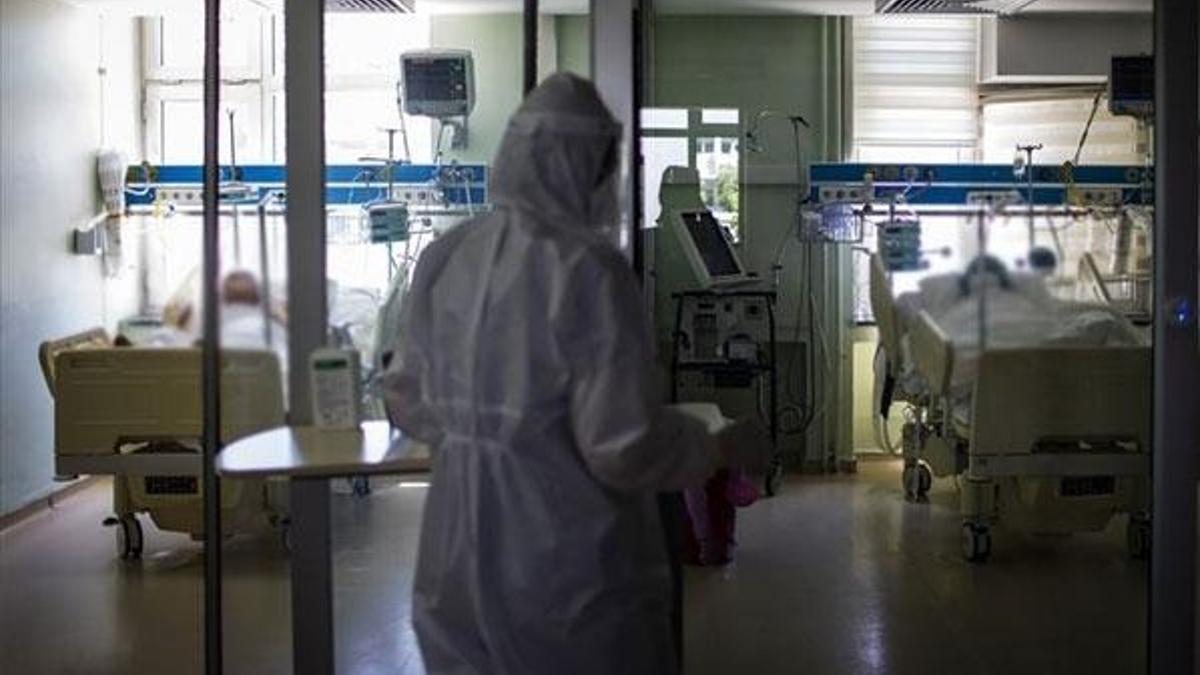 Kovid-19 ile mücadelede zorlu düşman 'sitokin fırtınası'
