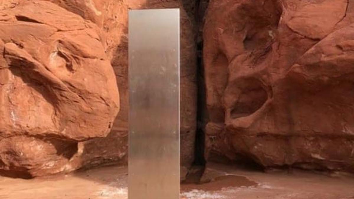 ABD’de çölde keşfedilen gizemli metal blok paniğe neden oldu