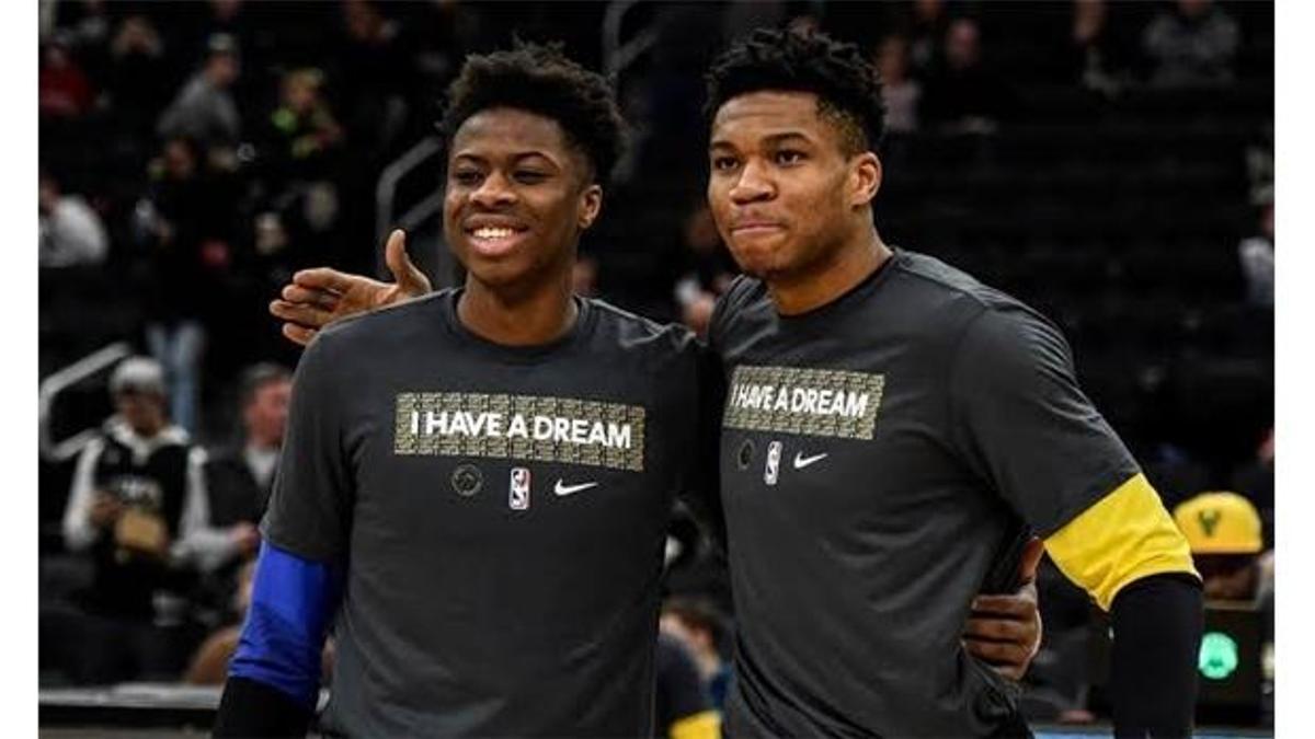 Giannis Antetokounmpo Lakers ile yola devam edecek