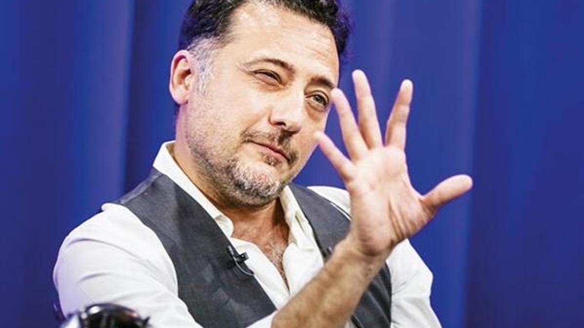 'Yemekten kesildim, saçmaladım'