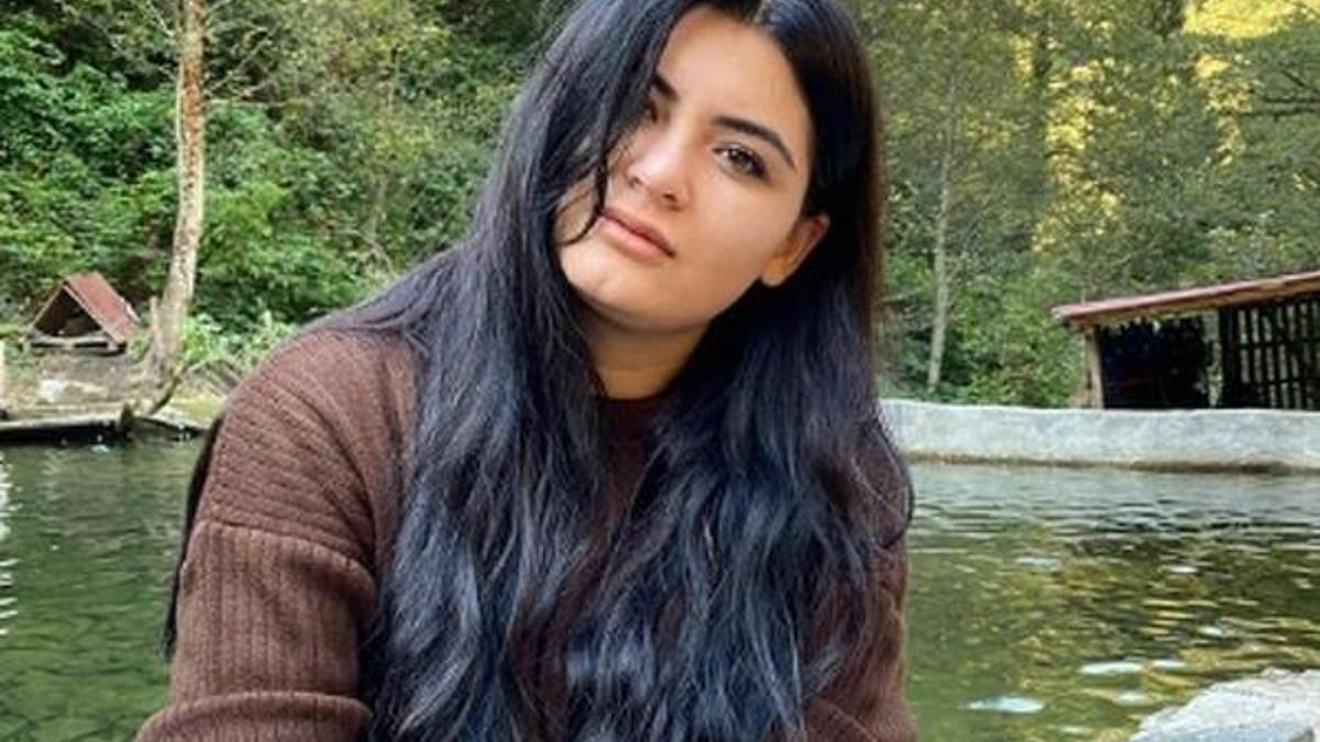 Gelin adayı Hanife korse giyince dalga konusu oldu