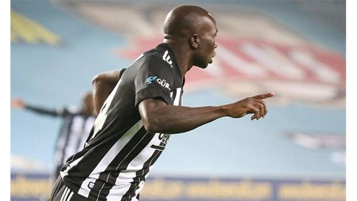 Aboubakar Sabri'nin rekorunu kırdı