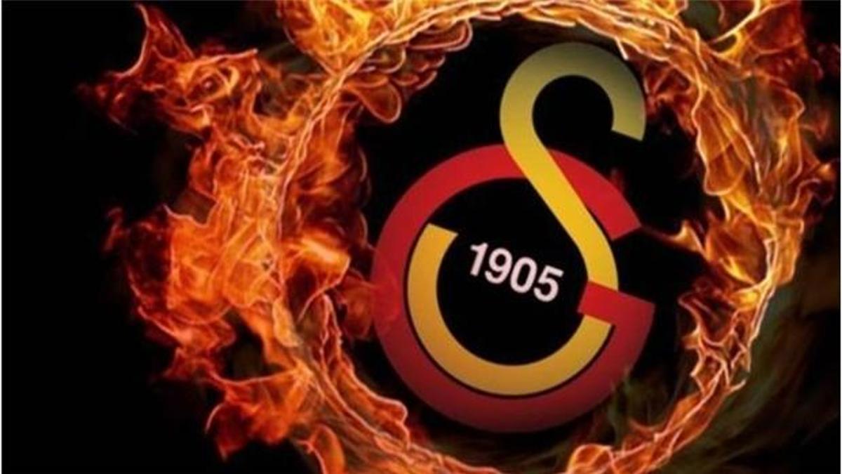 Galatasaray'da 3 futbolcu için girişimlere başlandı