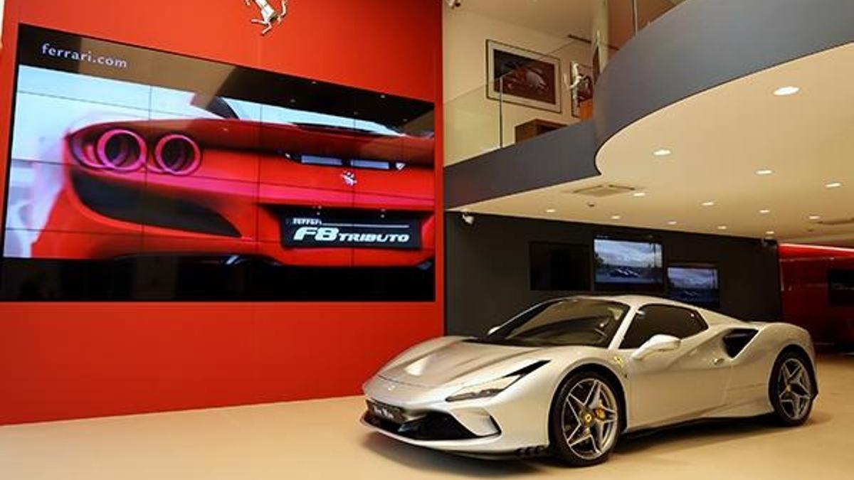 Ferrari’den İstanbul’a özel showroom