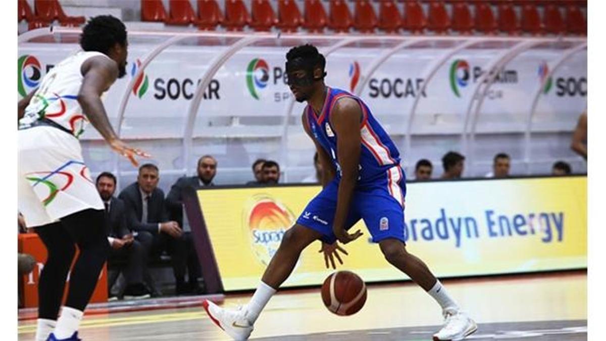 Petkimspor Larkin'i değil Bryant Dunston'ı durduramadı