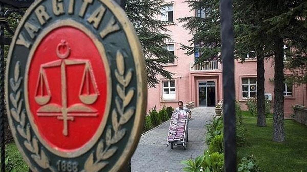 Yargıtay'dan flaş boşanma kararı! Eşit sayıldı
