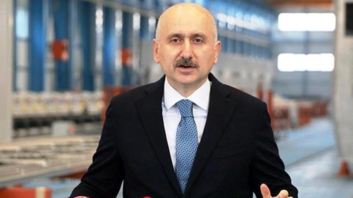 Bakan Karaismailoğlu: Milli Elektrikli Tren Seti'nin seri üretimine 2021'de başlıyoruz