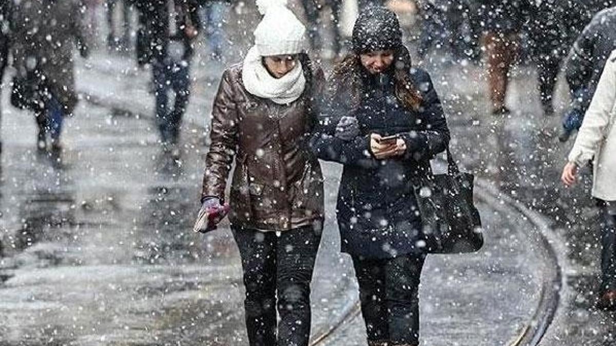 Bugün hava nasıl olacak? Meteoroloji'den sağanak, kar ve sis uyarısı!