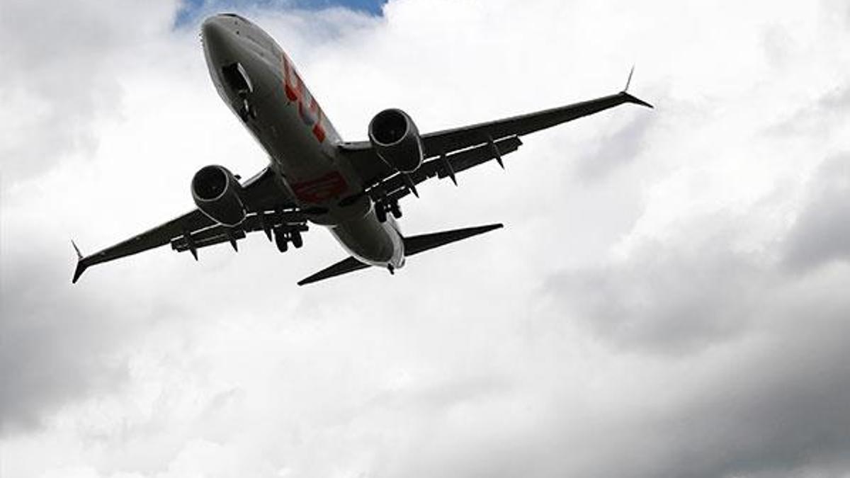Boeing 737 Max aylar sonra ilk ticari uçuşunu yaptı