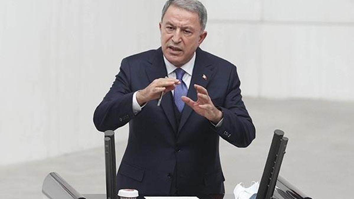Bakan Akar'dan Yunanistan'a çok sert tepki