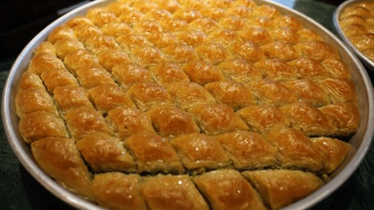 Baklavada üretim düştü, fiyat arttı