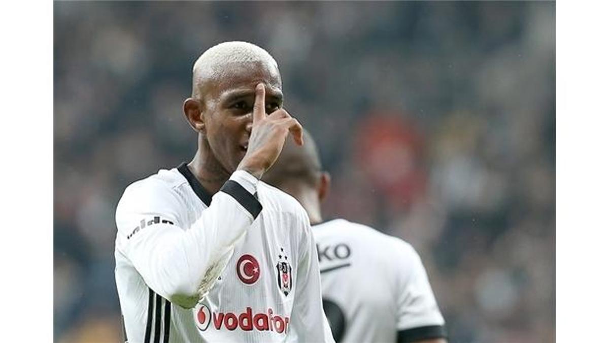 Takipçi kasmak için Beşiktaş'ı kullandı