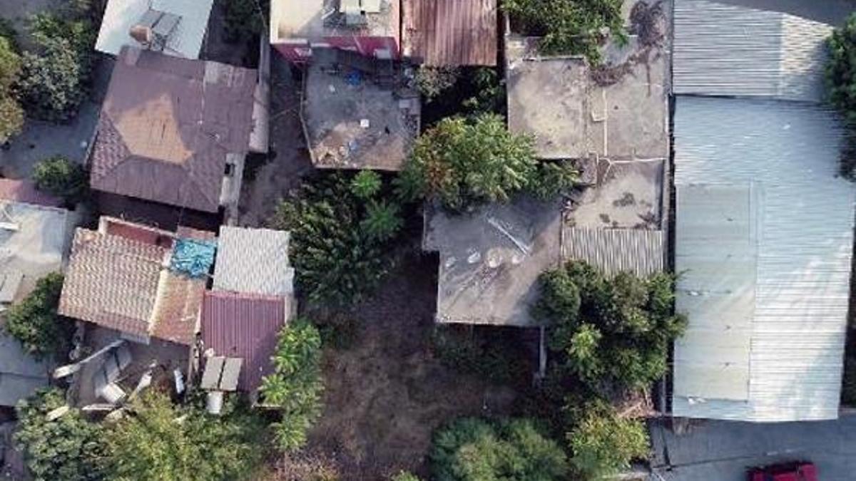 'Gizemli ev'e geliyorlar! Mahallede panik... 'Korku içinde yaşıyoruz'