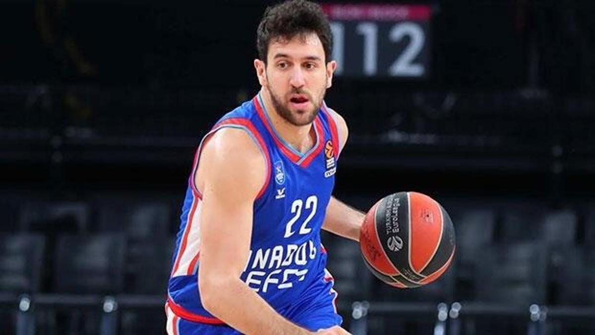 Anadolu Efes 69-72 Armani Milan