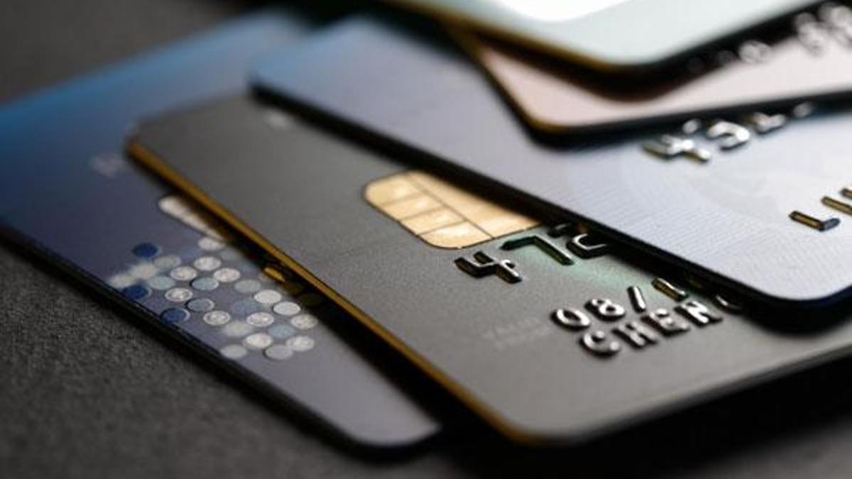 Kredi ve kredi kartları ile ilgili flaş karar! Düşürüldü