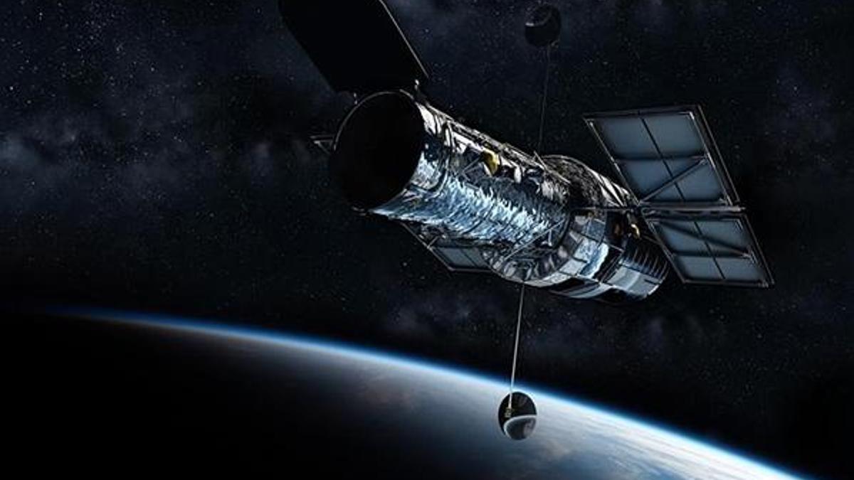 Hubble Uzay Teleskobu, devasa Einstein halkasını görüntüledi