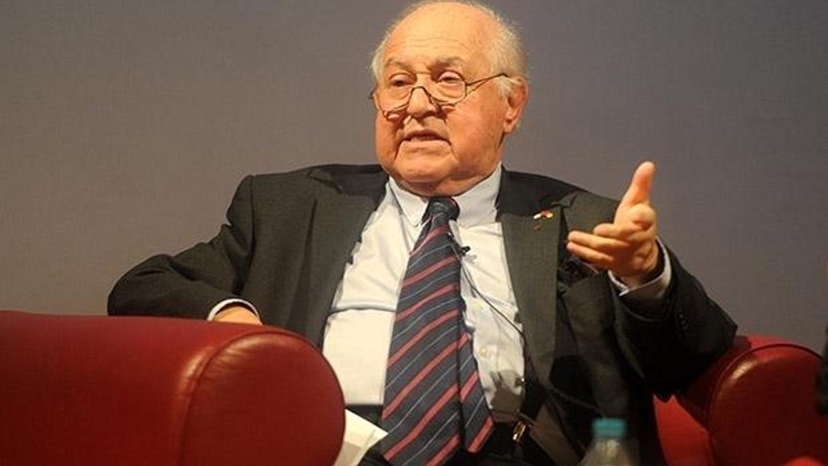 Galatasaray eski başkanı Duygun Yarsuvat yoğun bakıma kaldırıldı