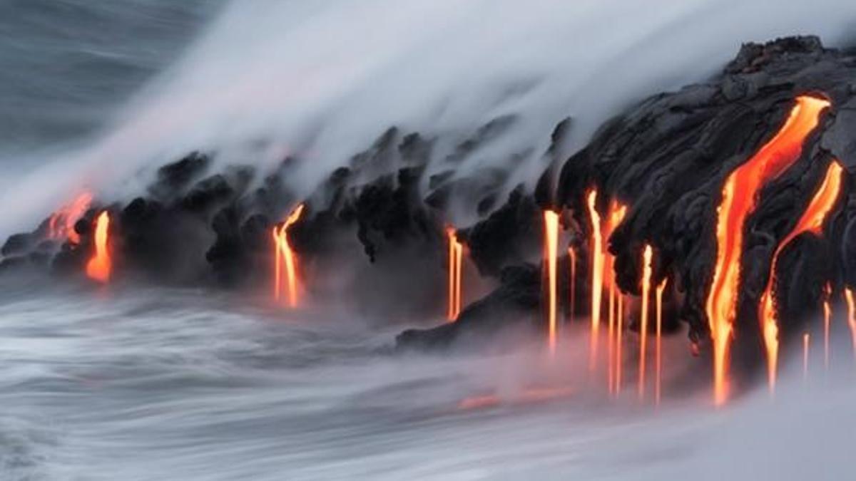 Hawaii'deki Kilauea Yanardağı faaliyete geçti