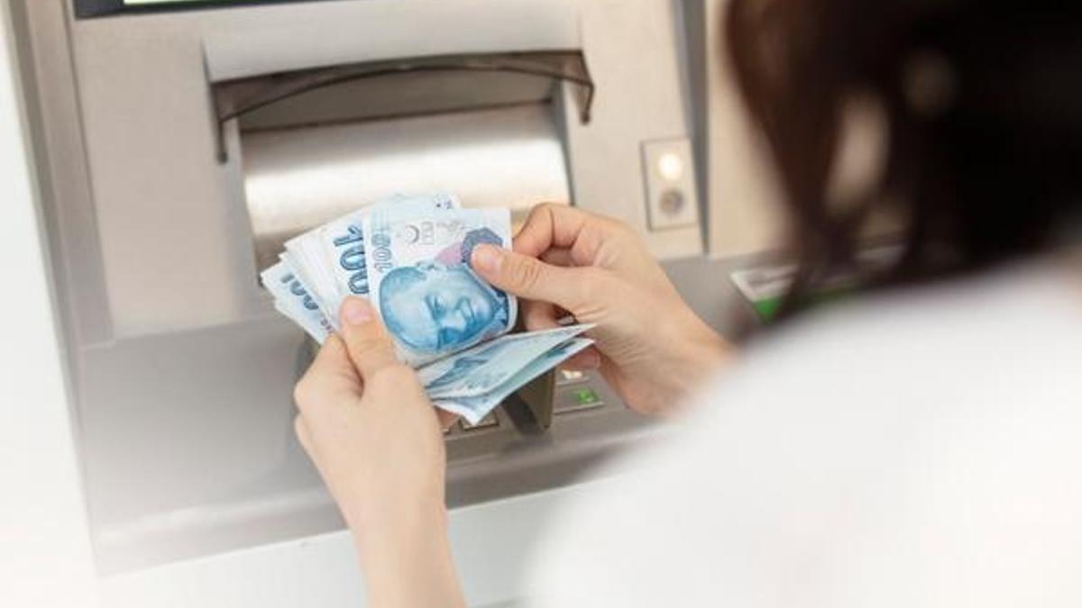 Maaşlara zam! 468 lira...