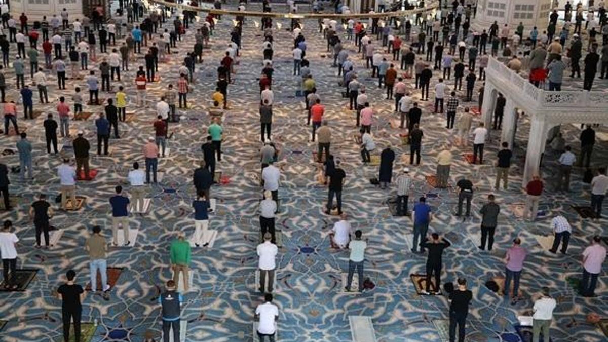 Hayırlı Cuma mesajları: Anlamlı, ayetli, en güzel Cuma mesajları ve kısa yazılı Cuma mesajları burada!