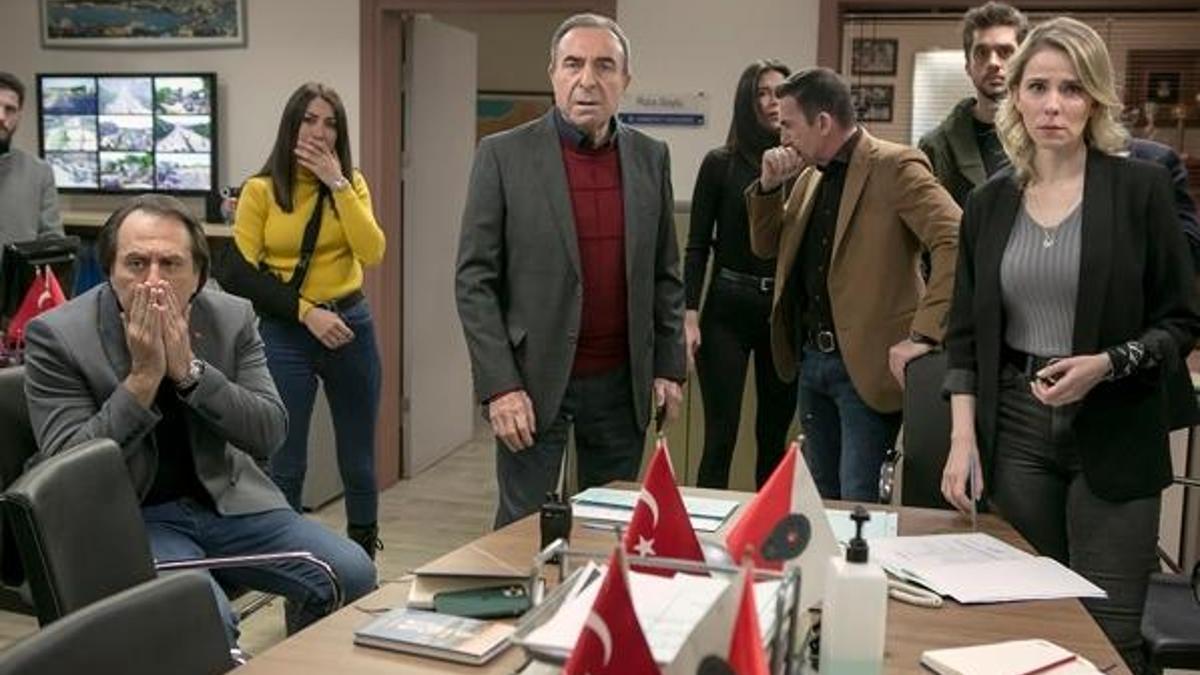 Arka Sokaklar zirvede!