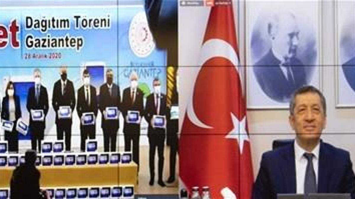 Bakan Selçuk: Her çocuğumuza ulaşmanın yollarını artırmaya gayret ediyoruz