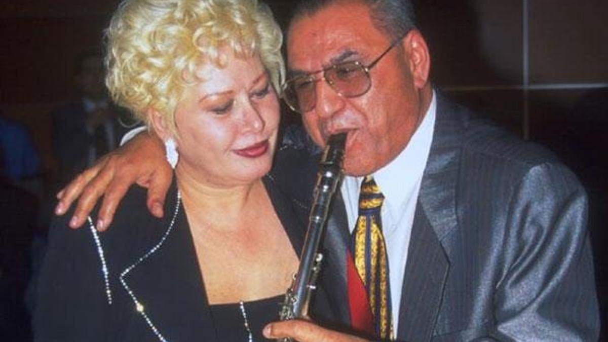 Hayatını kaybeden klarnet sanatçısı Mustafa Kandıralı son yolculuğuna uğurlandı