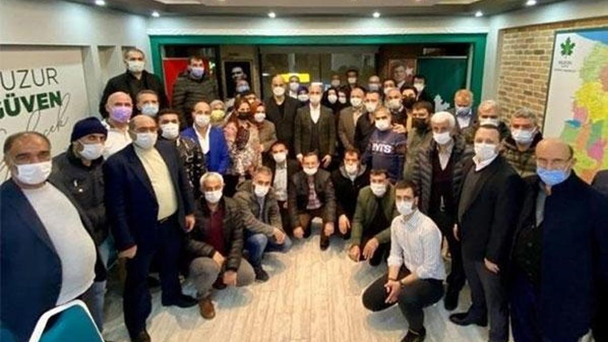 Gelecek Partisi'nde toplu istifa