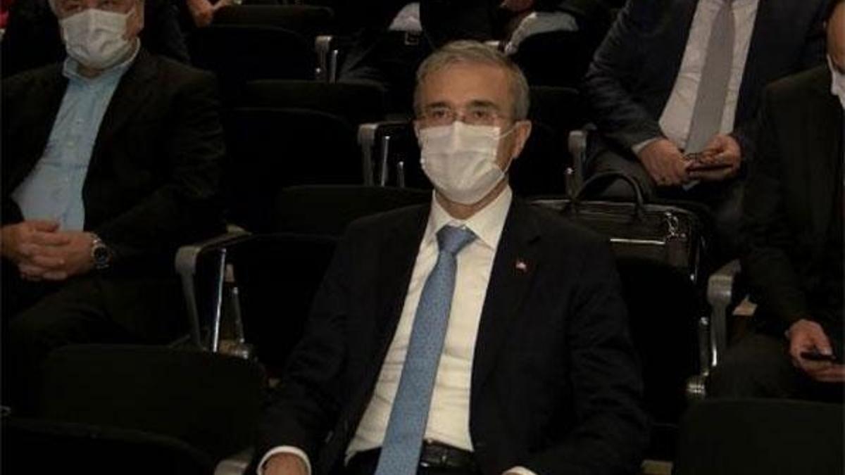 Savunma Sanayii Başkanı Demir'den Ar-Ge eleştirisi