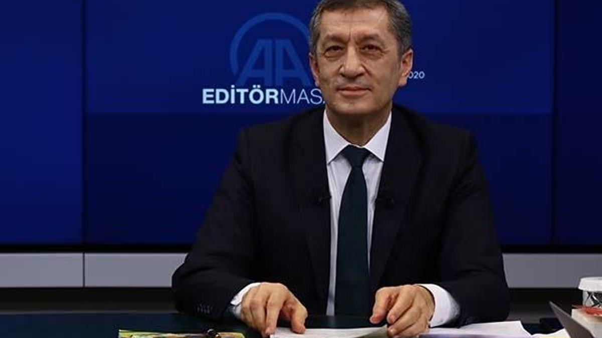 Milli Eğitim Bakanı Ziya Selçuk canlı yayında duyurdu! Flaş yüz yüze eğitim kararı...
