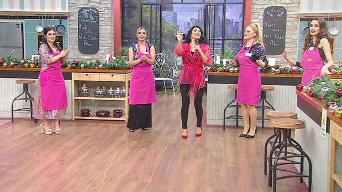 Mutfakta yeni yıl kutlamaları...