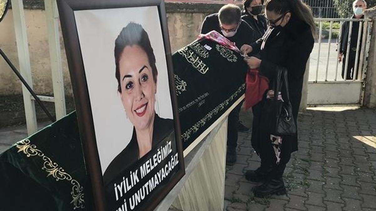 Aylin Sözer son yolculuğuna uğurlandı! 'İyilik meleğimiz seni unutmayacağız'