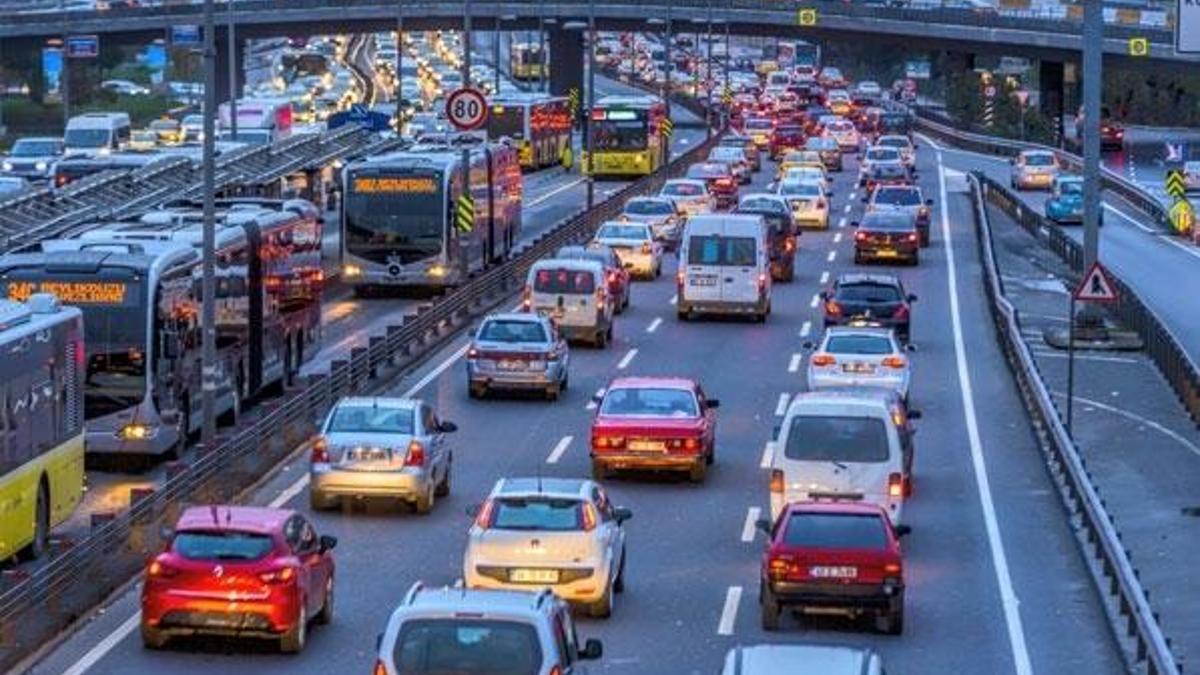 Köprü geçiş ücretlerine zam geldi