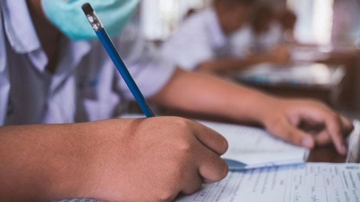 Yüz yüze eğitim açıklaması! Telafi sınavları...