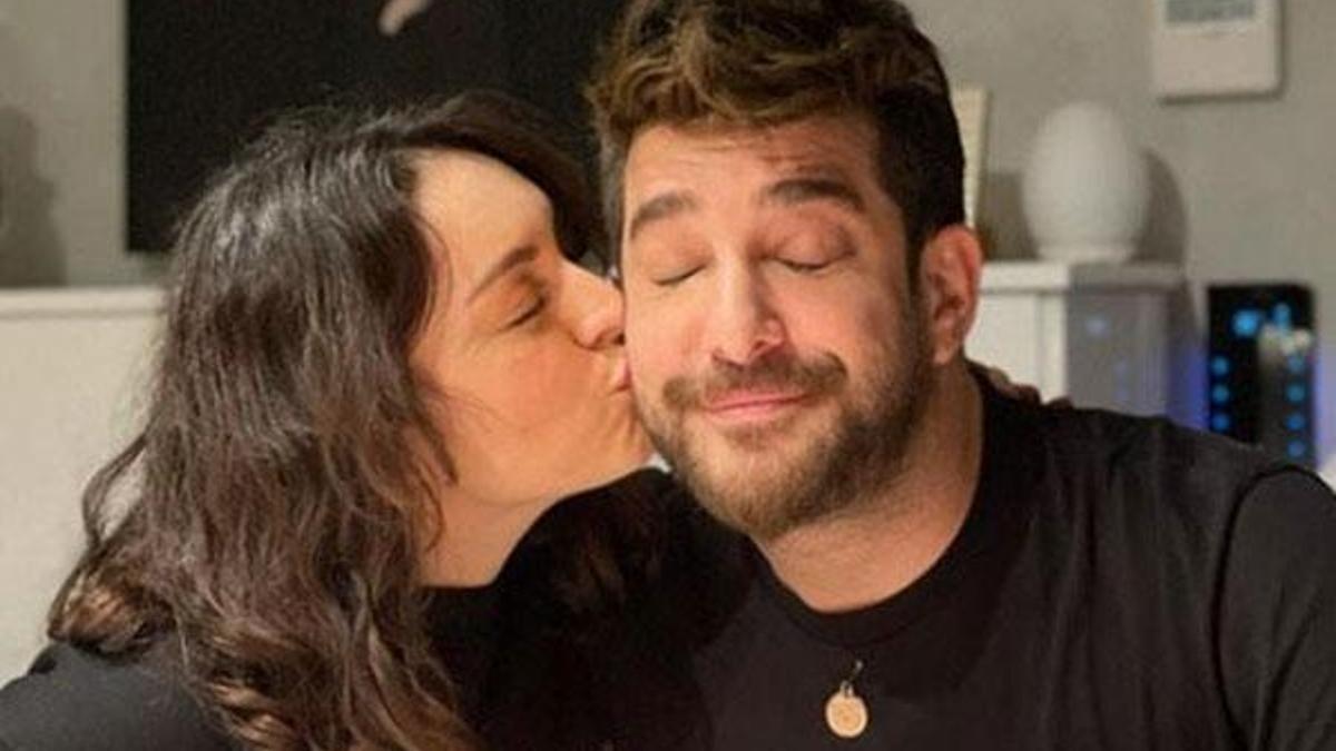 Enis Arıkan: İnternette yazan yaşım gerçeği yansıtmıyor