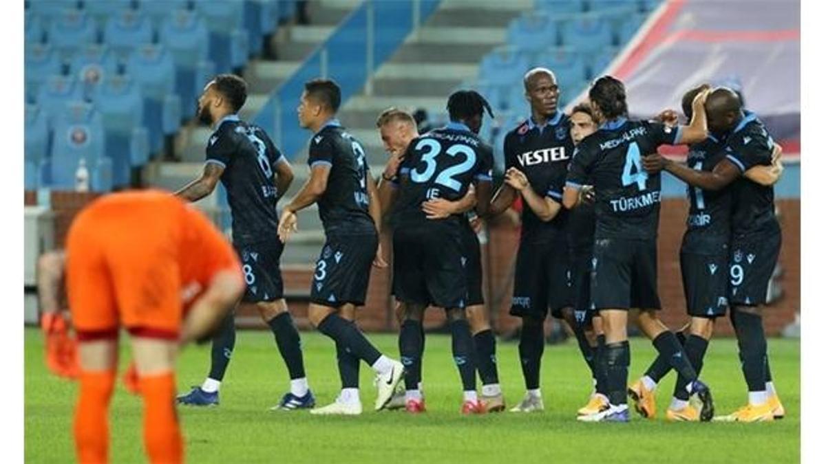 Bir ayrılık daha mı? Trabzonspor'u sildi