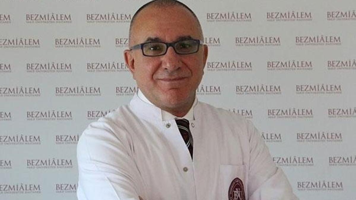 Kalbi durdurmadan 3 santimetrelik kesiyle mitral kapak ameliyatı
