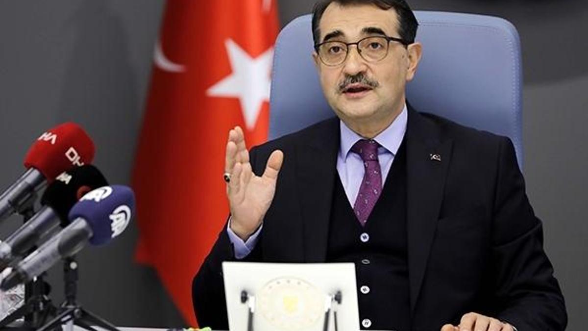 Bakan Dönmez: Yenilenebilir kurulu gücümüz 49 bin 550 megavata ulaştı