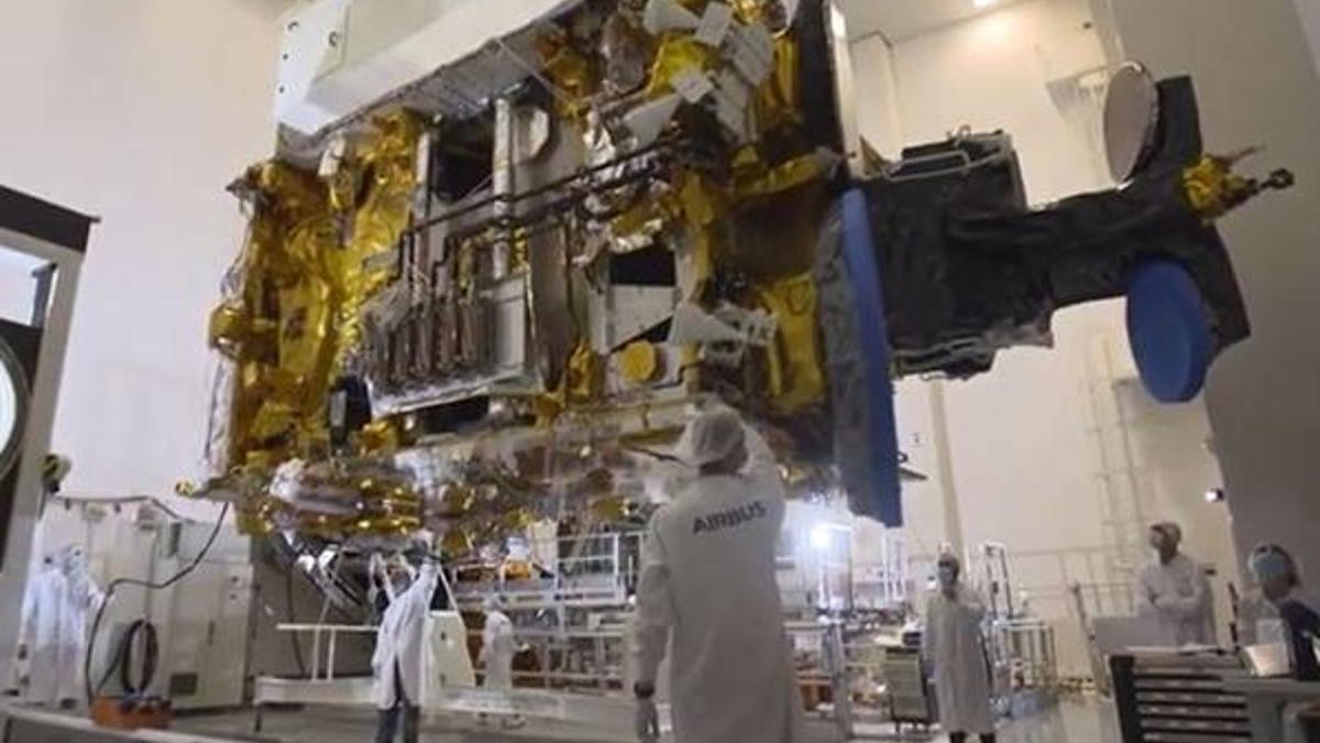 TÜRKSAT 5A'nın fırlatılmasına saatler kaldı