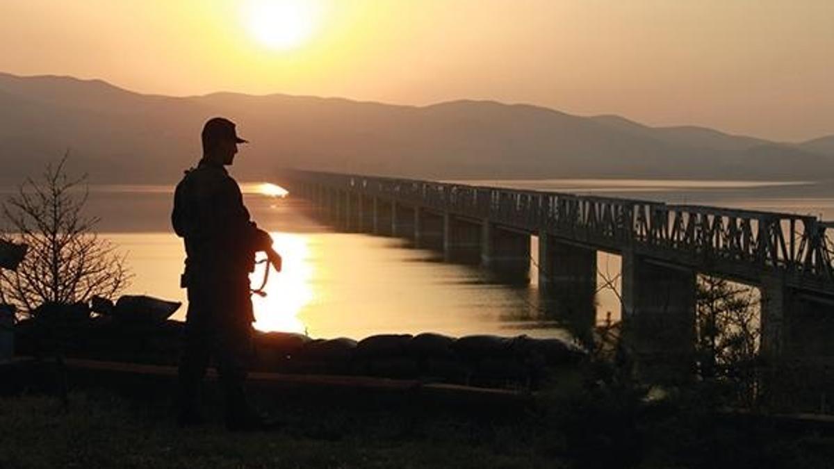Yunanistan'a yasa dışı yollardan geçmeye çalışan 6 FETÖ şüphelisi yakalandı