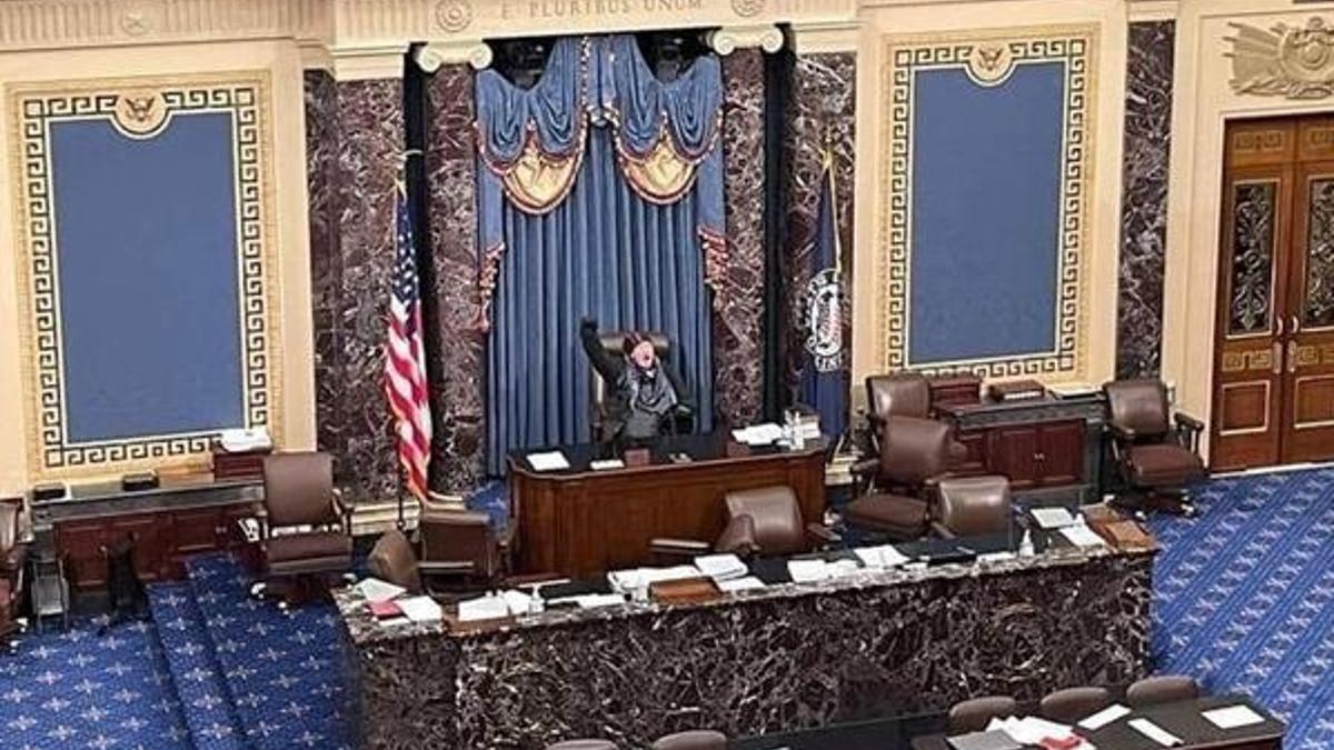 Washington'da kongre basıldı Gakkoşların ödü koptu!